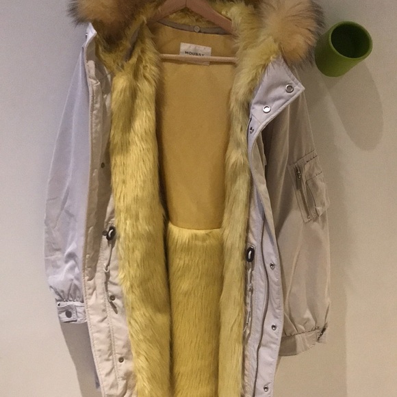 Moussy Parka w/Faux Fur Trim - Picture 9 of 12